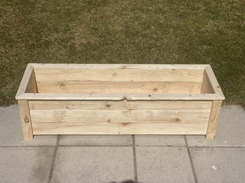 Wooden garden planter trough