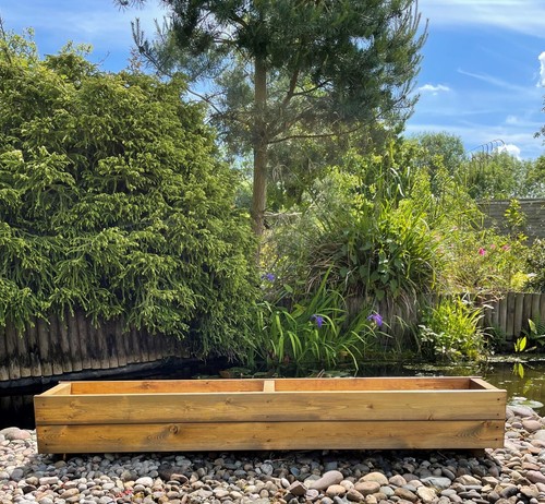 Wooden planter 5ft - 5ft, large